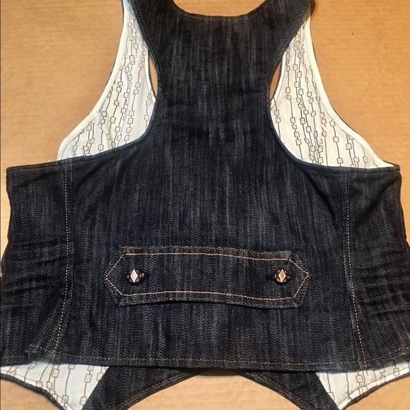 Ladies Vest - Picture 3 of 6